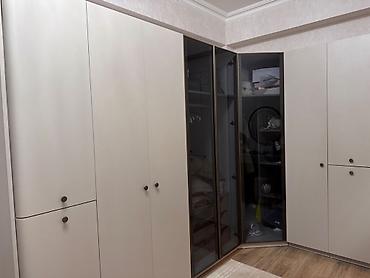 Yataq otağı dəsti. Dəstə daxildir: - Makiyaj masası + puf + 2 güzgü - lalafo.az -da Yataq otağı dəsti. Dəstə daxildir: - Makiyaj masası + puf + 2 güzgü -