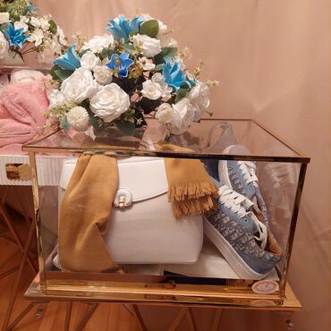 экспресс кондиционер для волос: Xonça əla vəziyyətdə