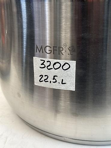 Кухонные принадлежности: Кастрюля MGFR 22,5 л из нержавеющей стали - Объем: 22,5 л (внутренняя — 3
