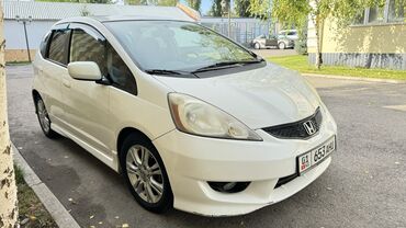 машина аккорд: Honda Fit: 2009 г., 1.5 л, Автомат, Бензин