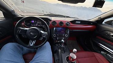спортивные машыны: Ford Mustang с тюнинг-пакетом под Shelby GT500. Ключевые особенности — 7
