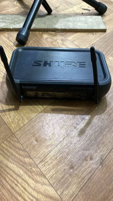 Mikrofonlar: İşlənmiş Simli Mikrofon Shure, Ödənişli çatdırılma, Ünvandan götürmə — 6