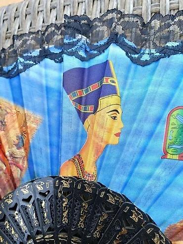 Ostali aksesoari: Vintage Nefertiti el Reda Egipatska LEPEZA. Vintage. Retka, ručno — 1