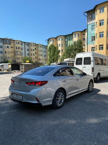 автомобиль лексус: Hyundai Sonata: 2018 г., 2 л, Автоматические, Газ, Седан