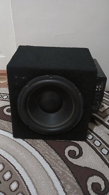 xaladelnik ucuz: Avtomobil üçün subwoofer + gücləndirici komplekti - Qapalı tip — 1