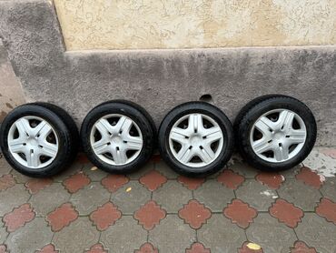 купить колпачки на литые диски: Колеса в сборе 175 / 65 / R 14, Зима, Б/у, Комплект, Легковые, Железные, отверстий - 4