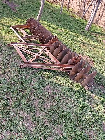 Тюковые пресс-подборщики: Тюкопресс-подборщик рулонный/пакетирующий (прицепной) Описание: - — 15
