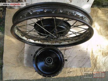 Ostali motocikli i skuteri: Bmw r 67/2 1952 delovi za bmw motor iz 1952. Godine cena po dogovoru — 6