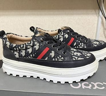 Личные вещи: Кроссовки, 39, Dior, Новый, цвет - Черный — 2