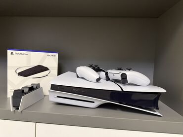 PS5 (Sony PlayStation 5): PlayStation 5 (версия с дисководом) + аксессуары Комплектация по