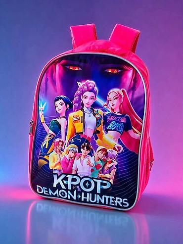 camper patike: Kpop Demon Hunters skolski ranac

Dve pregrada
40x30cm
3300 din 🦄
G⚜️ — 1