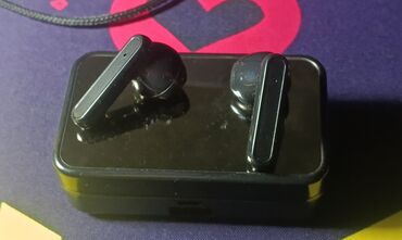 переходник на двое наушников: Вкладыши, Б/у, Беспроводные (Bluetooth), Классические
