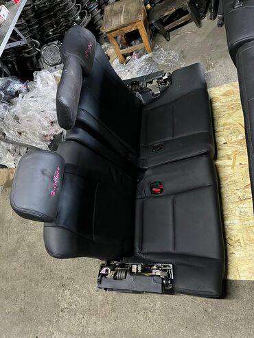 Сиденья: Комплект сидений, Кожа, Toyota 2009 г., Б/у, Оригинал, Япония at lalafo.kg — 11 Сиденья: Комплект сидений, Кожа, Toyota 2009 г., Б/у, Оригинал, Япония — 11