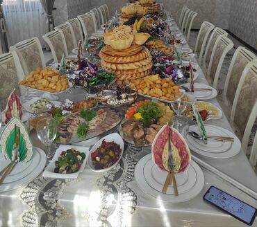 гастинный стол: Сатылат стол стулья24 персонный
