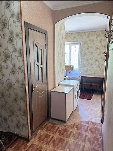 молодая гвардия токтогула: Сдаю 1-комн. квартиру в микр. Тунгуч на длительный срок, чистоплотной — 3