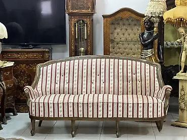 prirodni sundjer: Stilski kanabe / trosed 🛋️✨ Dobro stanje. 🏠 Moguće lično preuzimanje — 2