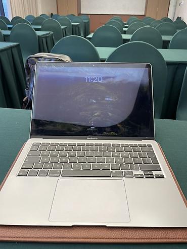 macbook air 11: Покупал в Дубае, есть даже чек и каробка пользовался 2 года. В — 4