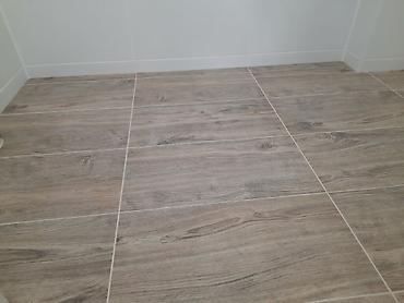 Укладка плитки: Подготовка стен для укладки, Подготовка стен для грунтовки, Резка плитки | Керамическая плитка, Керамогранитая плитка | Диагональная укладка, Горизонтальная укладка, Вертикальная укладка Больше 6 лет опыта — 19