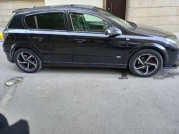 Opel: Model: Opel Astra H hatchback Kuzov: 5 qapılı, qara rəng Motor — 5