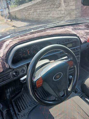 avto satış saytları: LADA Samara (VAZ 21099) – sedan, qara rəng. Xüsusiyyətlər: - Kuzov: 4 — 7