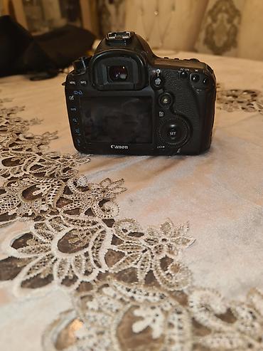 ssd satisi: Salam canon 5 d mark 3 bu kamplekt satlir ela markadi ela ceklisi var — 3