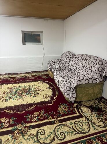 купить дом в покровке: 30 м², 1 комната, Парковка, Забор, огорожен