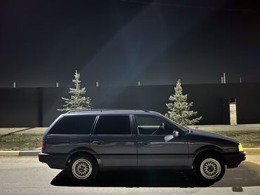 дом обмен на авто: Volkswagen Passat: 1993 г., 1.8 л, Механика, Бензин, Универсал