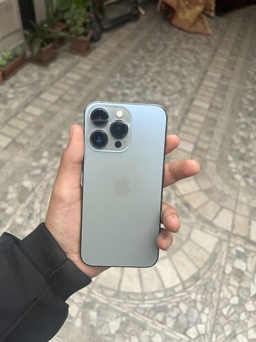 Apple iPhone: IPhone 13 Pro, 128 GB, Sierra Blue, Face ID