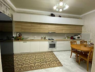 Продажа коттеджей и домов: Двухэтажный дом 150м2 с участком 4 сотки р-н Азия Молл, пересечение — 3