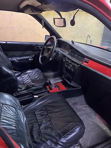 w124 e320: Mercedes-Benz 190: 1994 г., 2 л, Механика, Бензин, Седан — 5