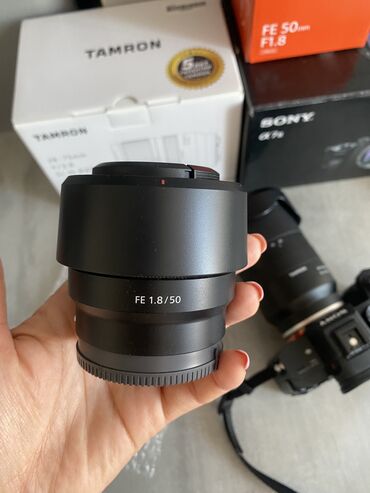 Объективы и фильтры: Срочно продаю объектив Sony 1.8f 50 mm, оригинал новый, очень удобный