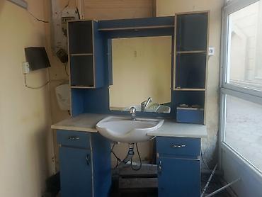 ütu stolu: Bərbər/gelinlik salonu üçün komplekt: lavabo ilə güzgülü iş stolu - — 1