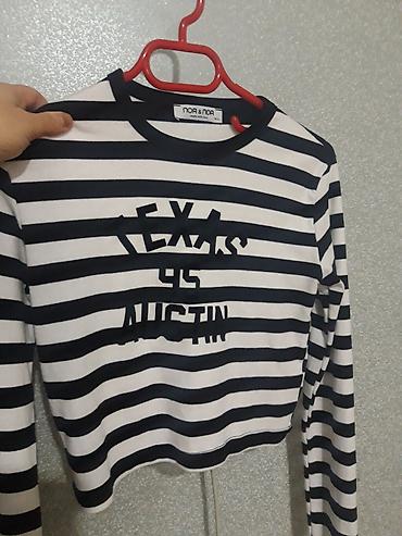 t shirt: Bir defe geyinmisem yeniden secilmir cox gozel matiryali var qisadir — 2