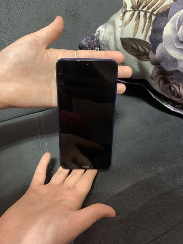 xbox 3 0: Xiaomi Redmi 8 | Б/у | 32 ГБ | цвет - Синий | С документами 
| Зарядное устройство, Коробка | Отпечаток пальца