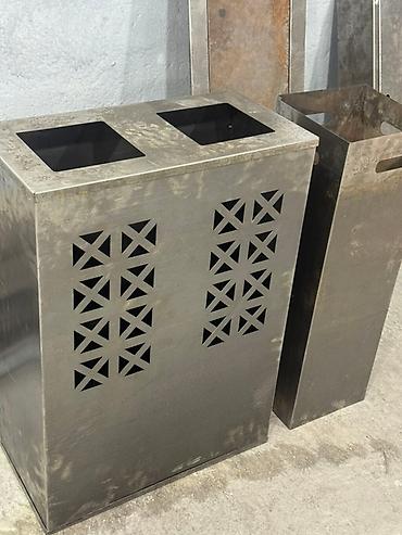 Мусорные баки, контейнеры: Двухсекционные урны/контейнеры для раздельного сбора отходов - — 16