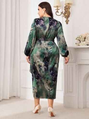 Haljine: Cena 3200din Vel 0XL,1XL,2XL,3XL,4XL Poručuje se, isporuka za nedelju — 5