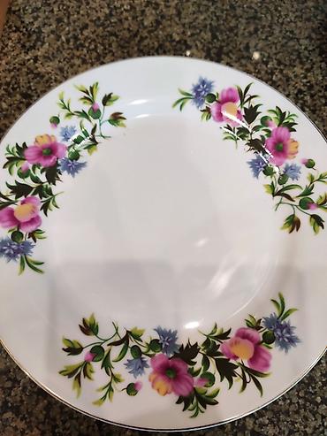 Посуда: Тарелки для второго блюда с цветочком по 150сом каждая luminark - — 9