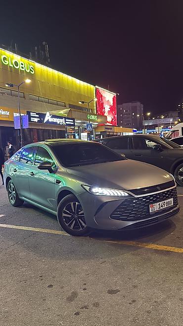 BYD Qin: 2025 г., 1.5 л, Автомат, Гибрид, Седан