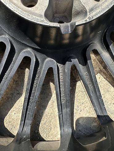 su reduktoru: Məhsul: 20 düymlük yüngül lehimli disk (orijinal Mercedes dizaynı) — 4
