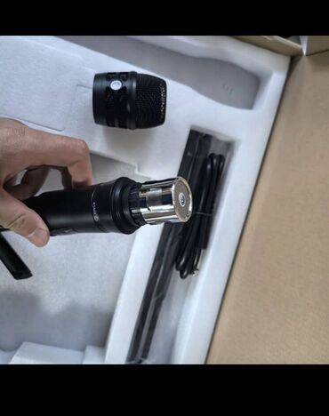 Mikrofonlar: Yeni Radio, Simsiz (Bluetooth) Mikrofon Shure, Ünvandan götürmə — 4