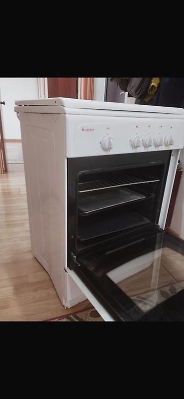 type 1: Газовая плита GOREST (логотип на панели), классическая, белая — 1
