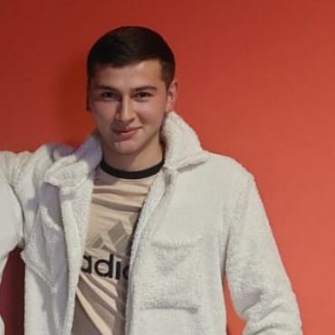 20 illik ipoteka evler: Salam 20 Yasim Var Herbi Xidmeti Serefle Basa Vurmusam. İndi ise is