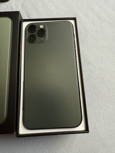 Apple iPhone: IPhone 11 Pro, Б/у, 64 ГБ, Alpine Green, Наушники, Зарядное устройство, Защитное стекло, 74 %