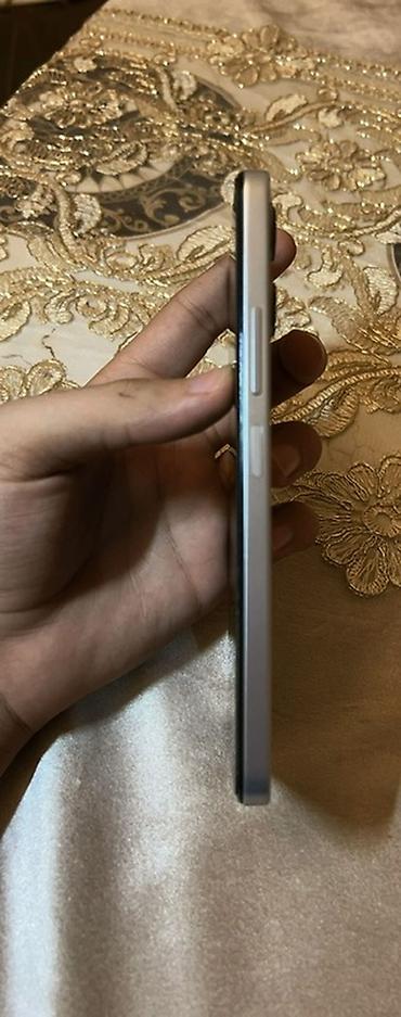 iphone 13 barter: Redmi smartfon Zərif və müasir dizayna sahib Redmi smartfon. Cihazın — 2