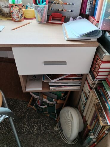 lidl stocic: Mali radni stobez oštećenja. Dimenuije:dužina100cm Širina 55cm