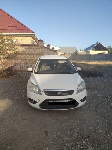 Ford: Ford Focus: 2010 г., 1.6 л, Механика, Бензин, Универсал