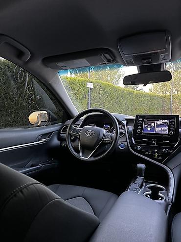 Toyota: Toyota Camry: 2022 г., 2.5 л, Вариатор, Гибрид, Седан — 5