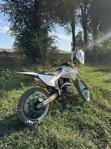 строкер stroker: Эндуро сатылат 300 куб состаяния жакшы матор идеал 177 матор — 1