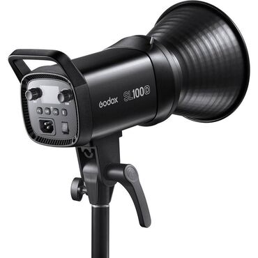 canon 750 d: Godox SL 100 D. Video üçün daimi LED işıq, Bowens oturacağı ilə təchiz