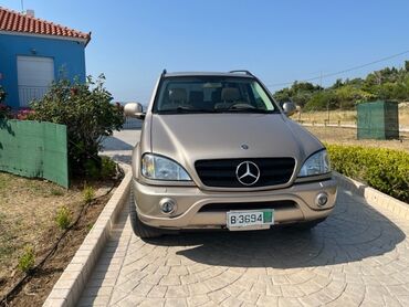 Mercedes-Benz ML 430: 4.3 l. | 2001 έ. | SUV/4x4